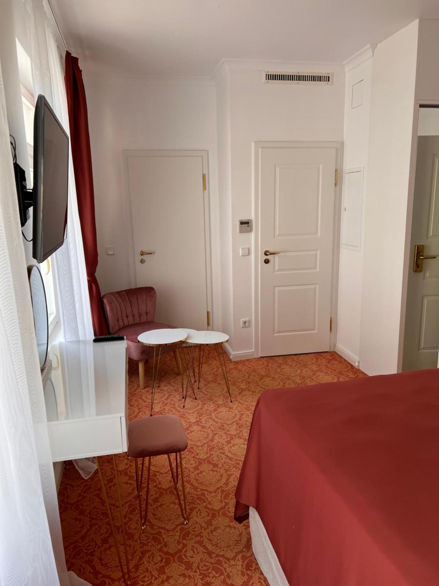Art Hotel House One Baden-Baden Oda fotoğraf